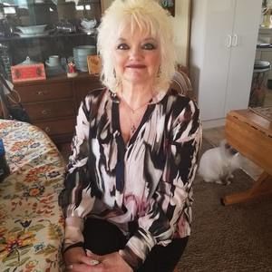 Meet your Posher, Sheri